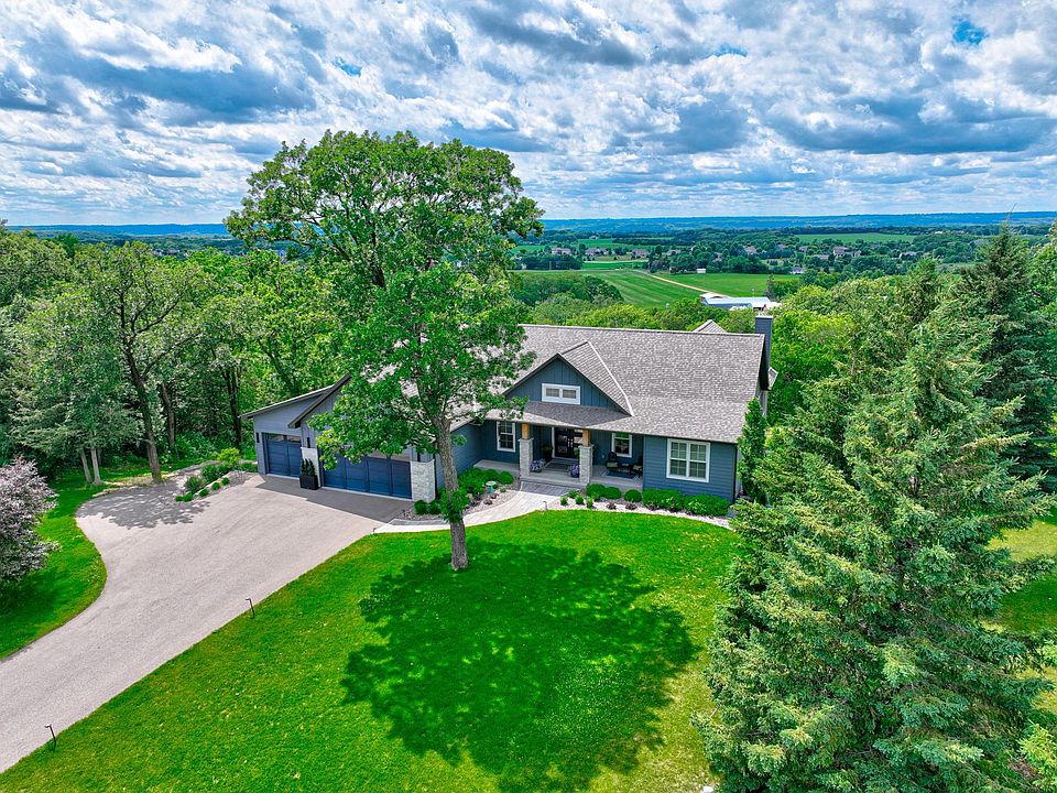 1st image of 416 Eagle Bluff Dr