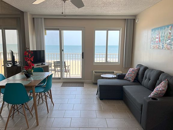 3rd image of 303 Atlantic Ave APT 402