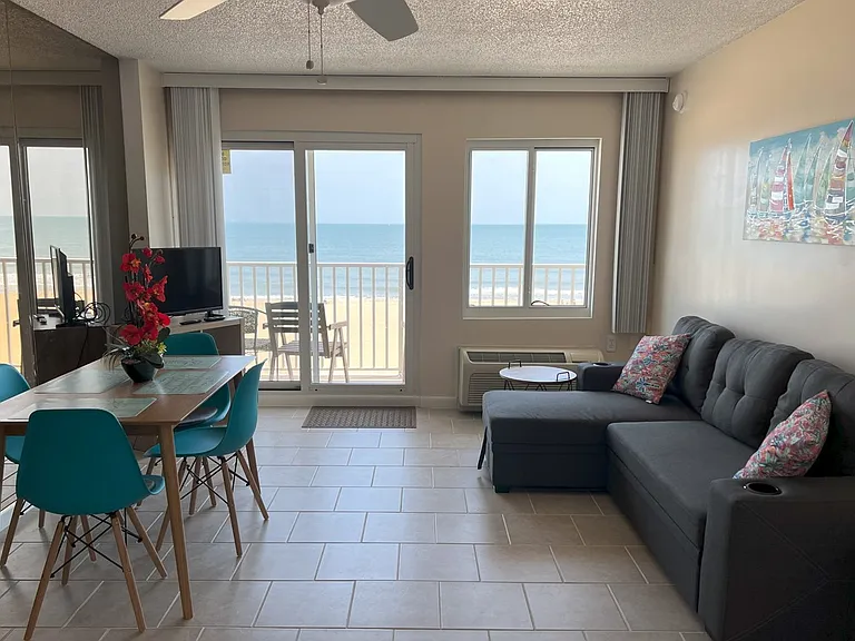 303 Atlantic Ave #402 — Photo 3