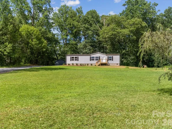 135 Jack Taylor Rd, Marion, NC 28752