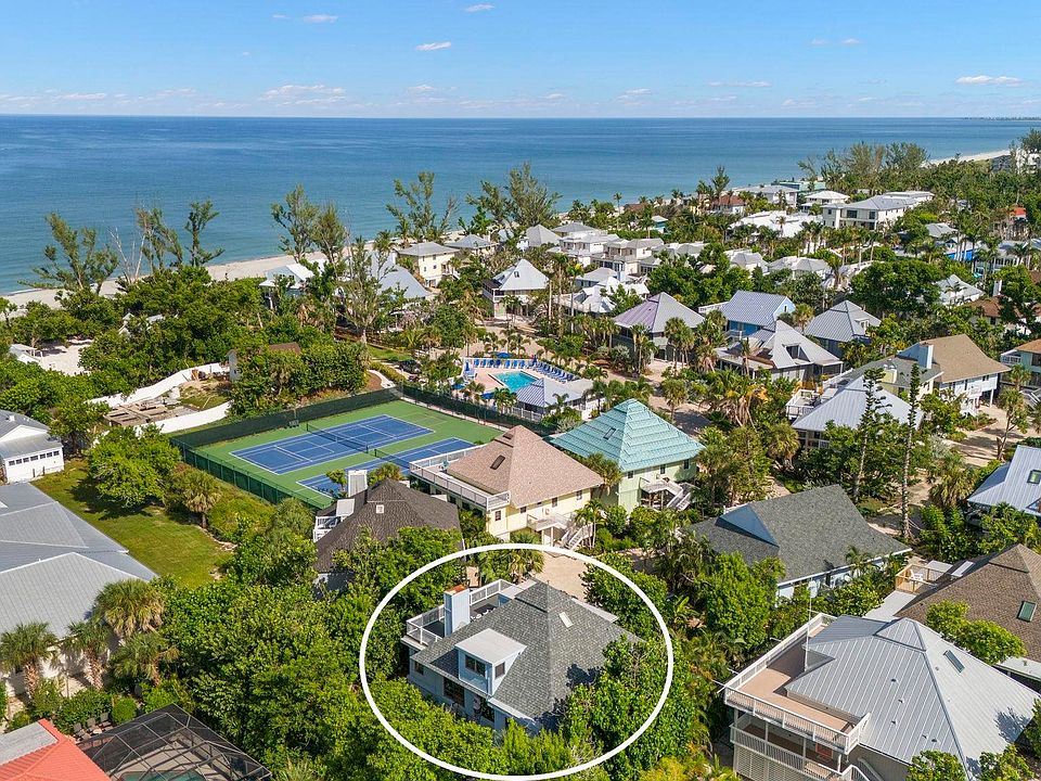 1st image of 32 Urchin Ct