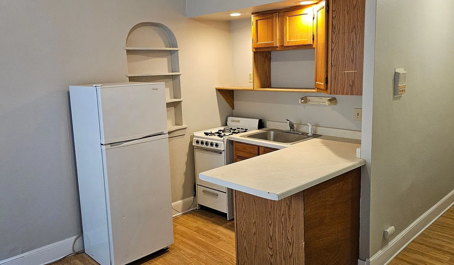 1521 N. Franklin Place — Photo 1