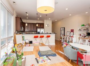1037 W Belmont Ave, Chicago, IL 60657