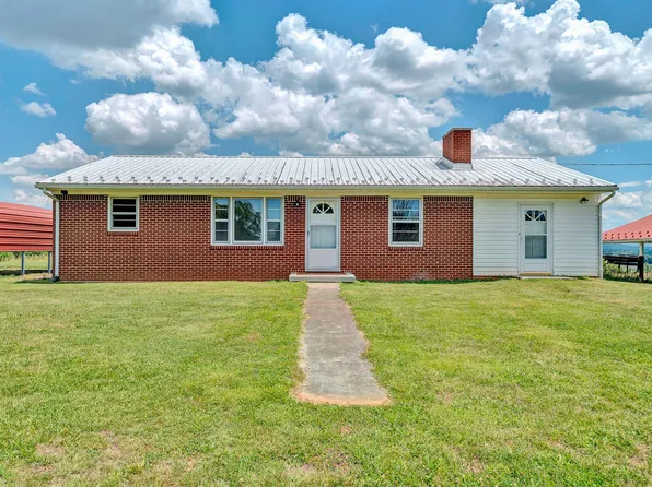 1366 Ashpone Tavern Rd, Rocky Mount, VA 24151
