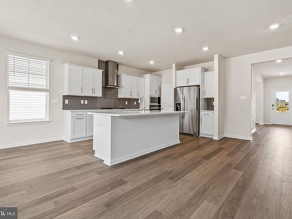 7th image of this home