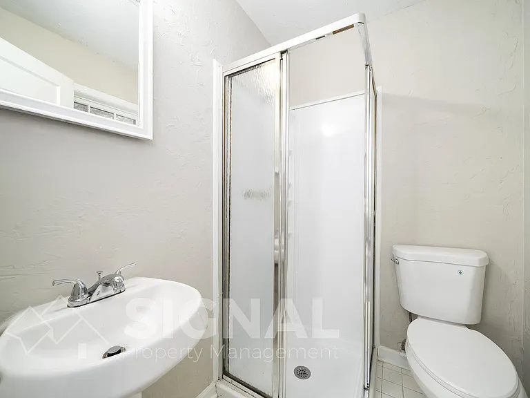 736 Martinwood Rd — Photo 24
