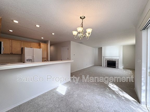 4th image of 16933 NW Arizona Dr