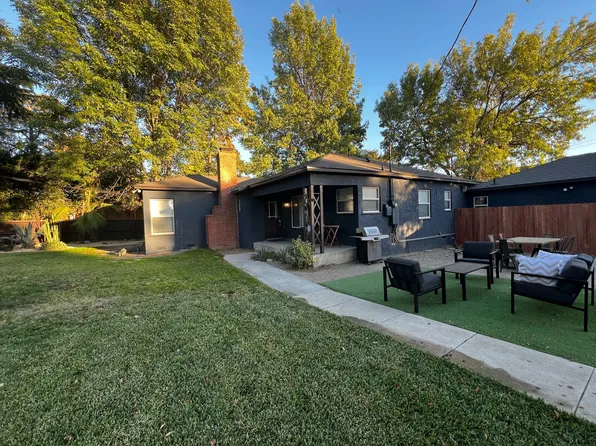 10850 Foothill Blvd, Sylmar, CA 91342