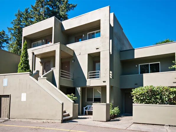 17001 Inglewood Road NE #N209, Kenmore, WA 98028
