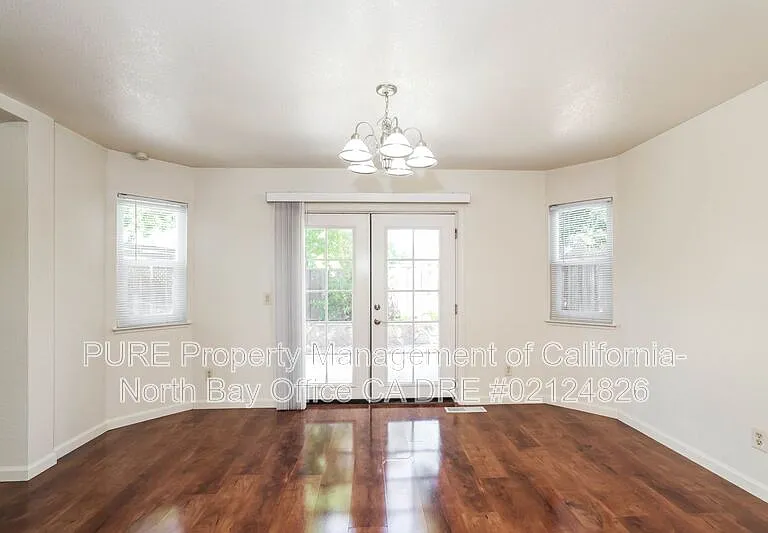 3465 Walnut Grove St — Photo 12
