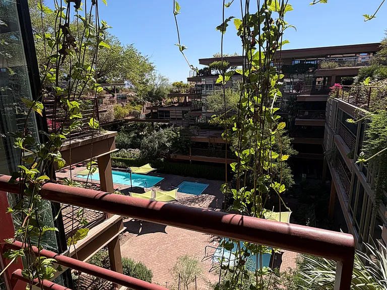 7151 E Rancho Vista Dr — Photo 2