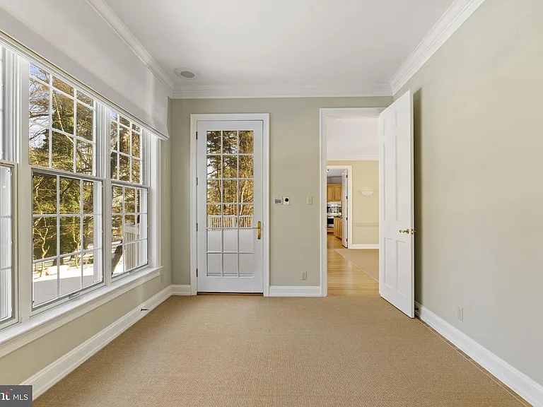 841 Mount Moro Rd — Photo 13