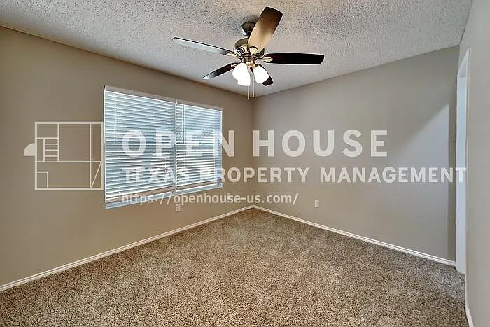 704 Flamingo Dr — Photo 15