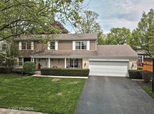 1237 Highpoint Ln, Northbrook, IL