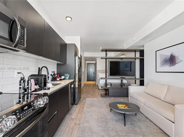 398 NE 5th St #1408, Miami, FL 33132