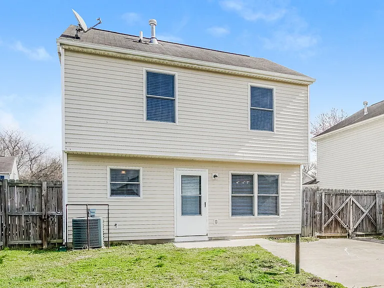 6516 Hunters Creek Blvd — Photo 16