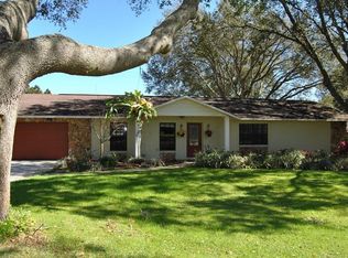 9 Fort Clinch Heights Rd, Frostproof, FL 33843