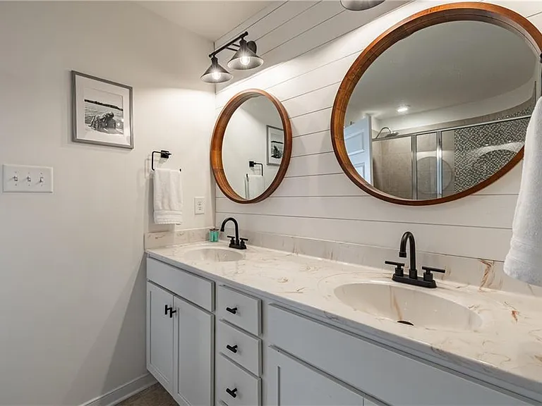 8083 Rutland Village Dr #1 — Photo 17