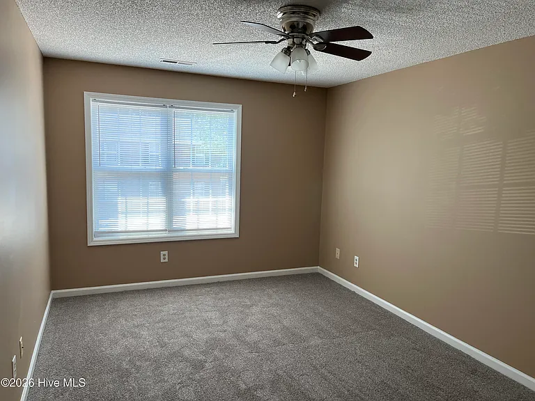 5146 Lamppost Cir — Photo 13