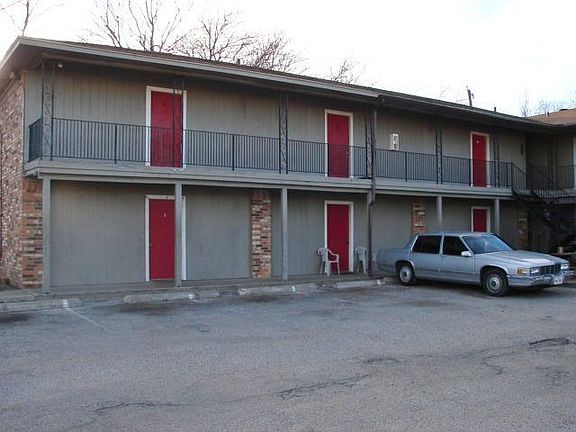 4th image of 1400 Woodbine St #16