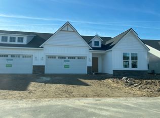 2930 Isle Grand Dr, Belmont, MI 49306