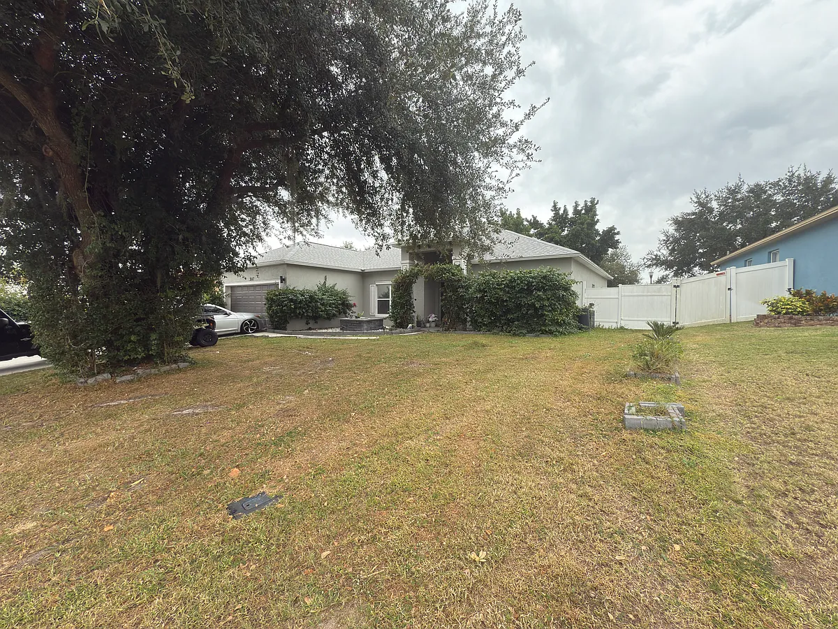 Building Photo - 3047 Wentworth Pl