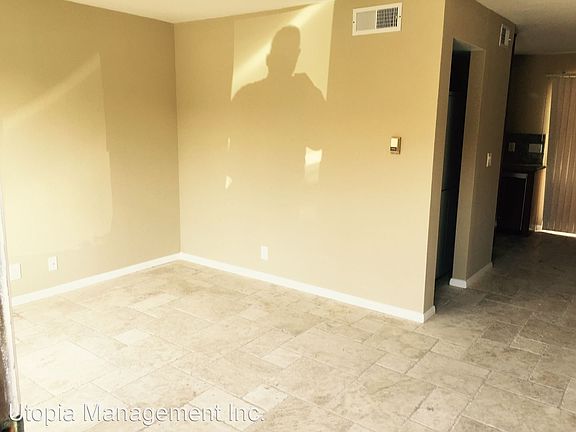3rd image of 478 S Anza St
