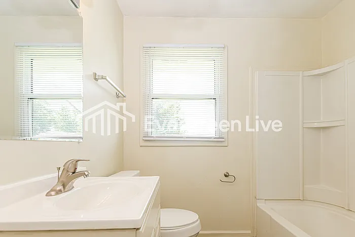 2611 Onaoto Ave — Photo 14