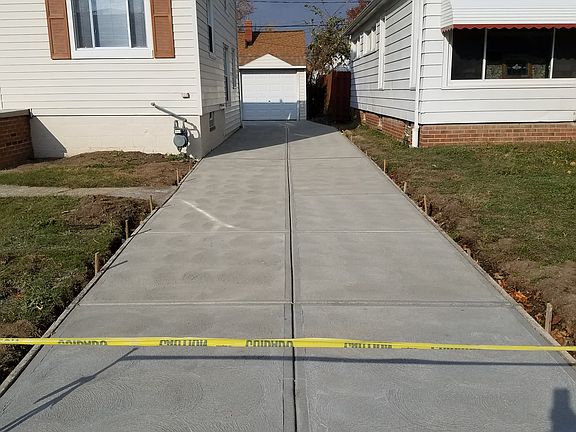 3rd image of 6902 Luelda Ave
