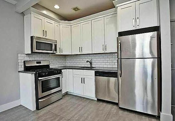 2nd image of 356 Willis Ave #7