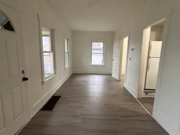 1514 28th St, Des Moines, IA 50311