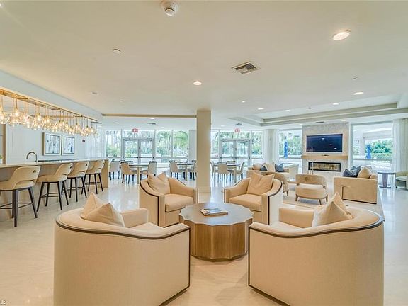 5th image of 4255 Gulf Shore Blvd N APT 1102