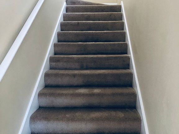 3rd image of 10561 Villa View Cir