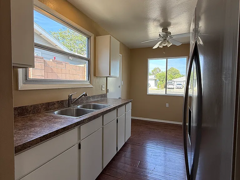 2307 Lupin St #A — Photo 10