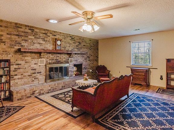 4th image of 2722 Ranchwood Dr