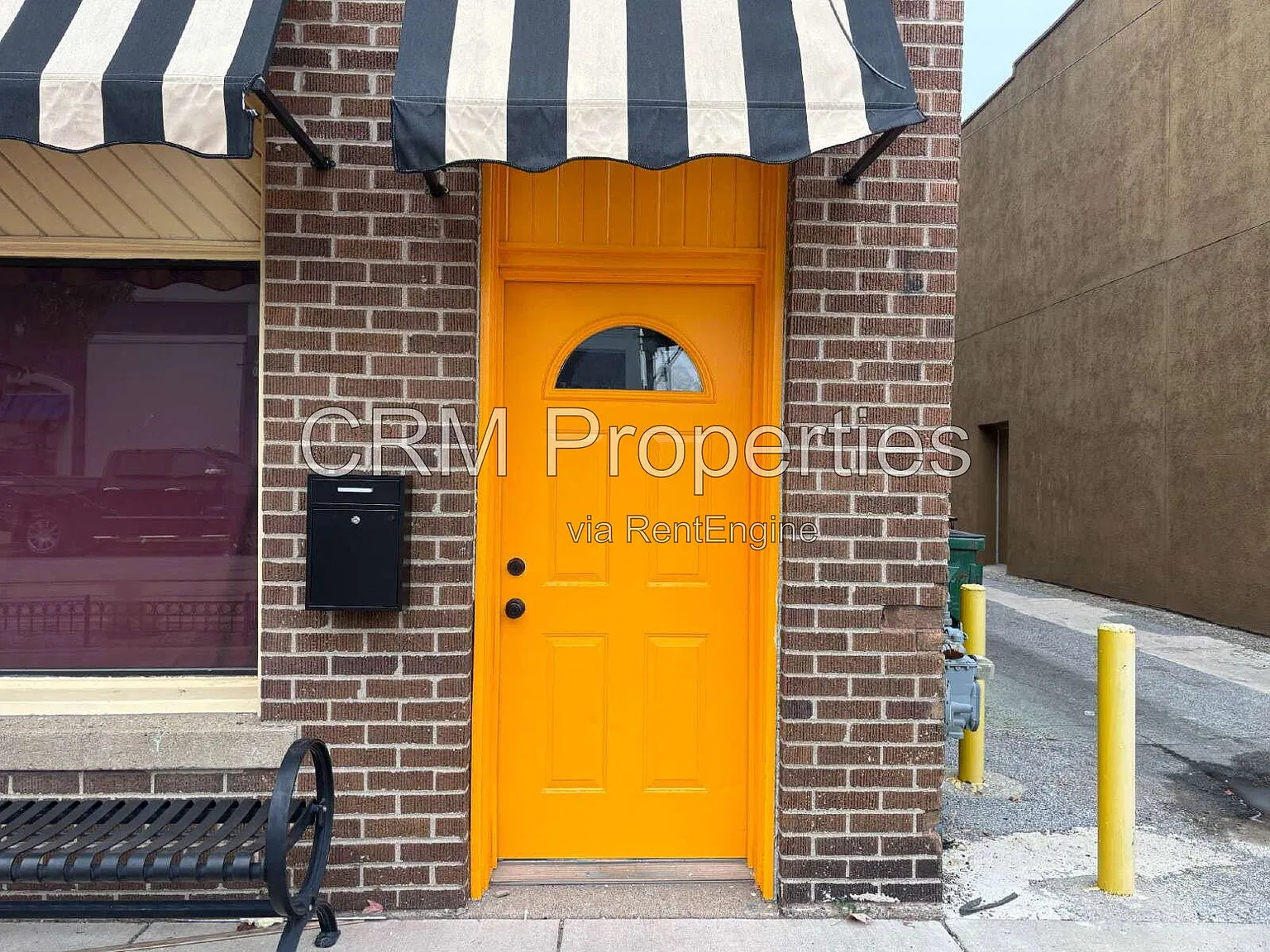 2 bed, 2.0 bath, 1182 sqft, $2,200 — Photo 3