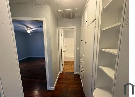 534 E Boeing Dr — Photo 5