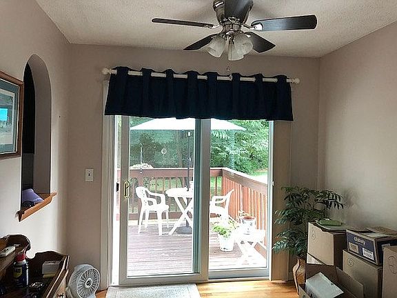 Slider off dining rm