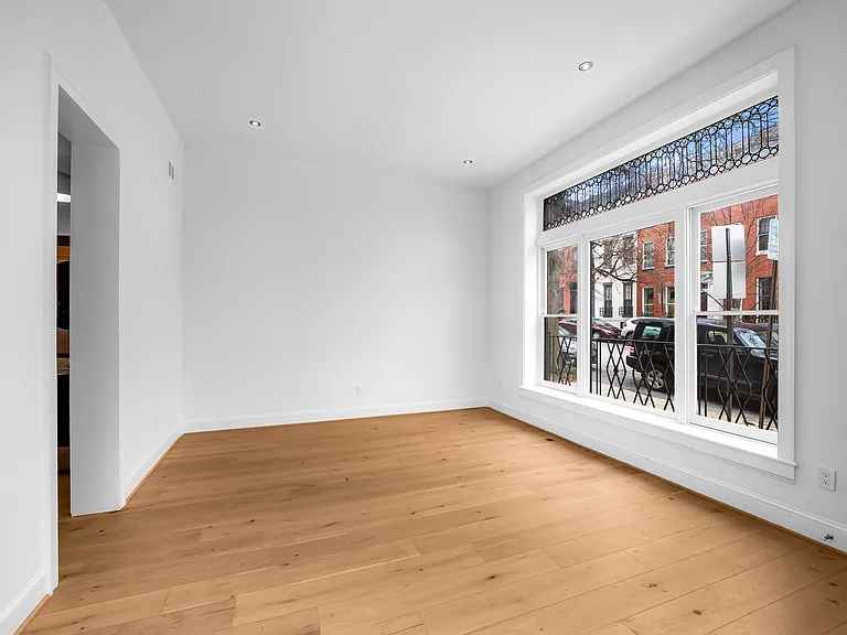 1200 Bolton St — Photo 5