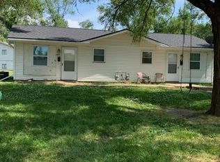 6207 E 152nd St, Grandview, MO 64030