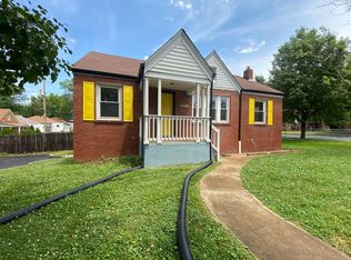 8937 McNulty Dr, Saint Louis, MO 63114