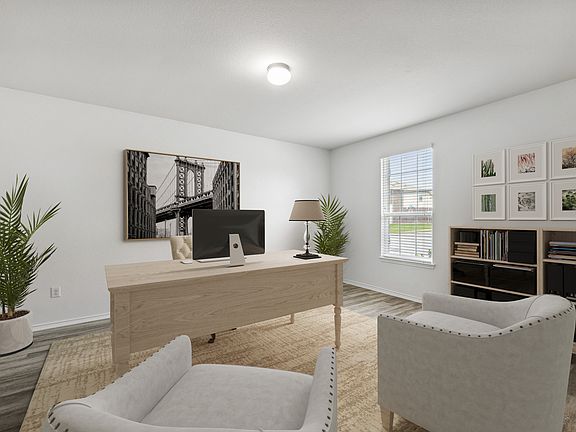 4th image of 1641 Vernon Dr