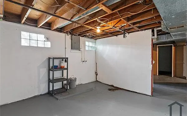 10241 Viscount Dr — Photo 21