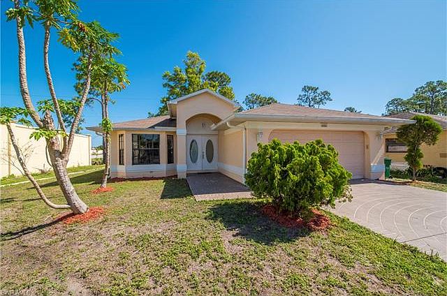 1st image of 6001 Hollow Dr
