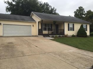6236 Yellow Brick Rd, Washington, MO 63090