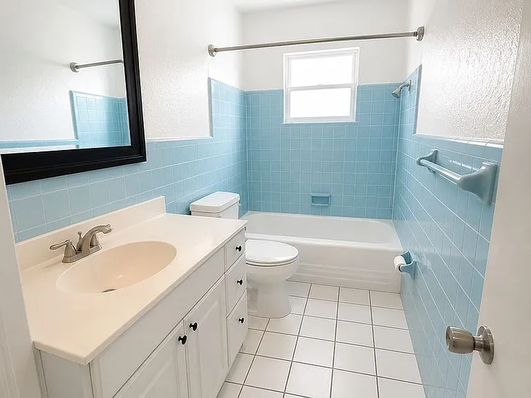 349 W Exeter St — Photo 9