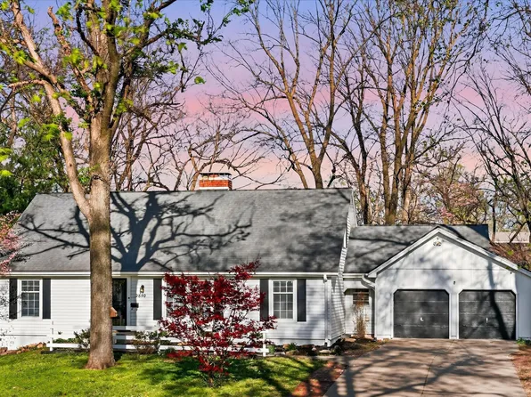 2840 S Chantilly Lane, Springfield, MO 65804
