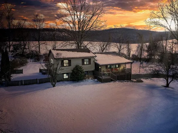 69 Brill Lane, Poughquag, NY 12570