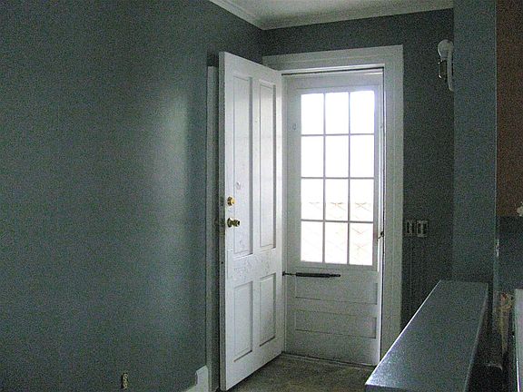 Newly painted and refurbished with door to off street parkin