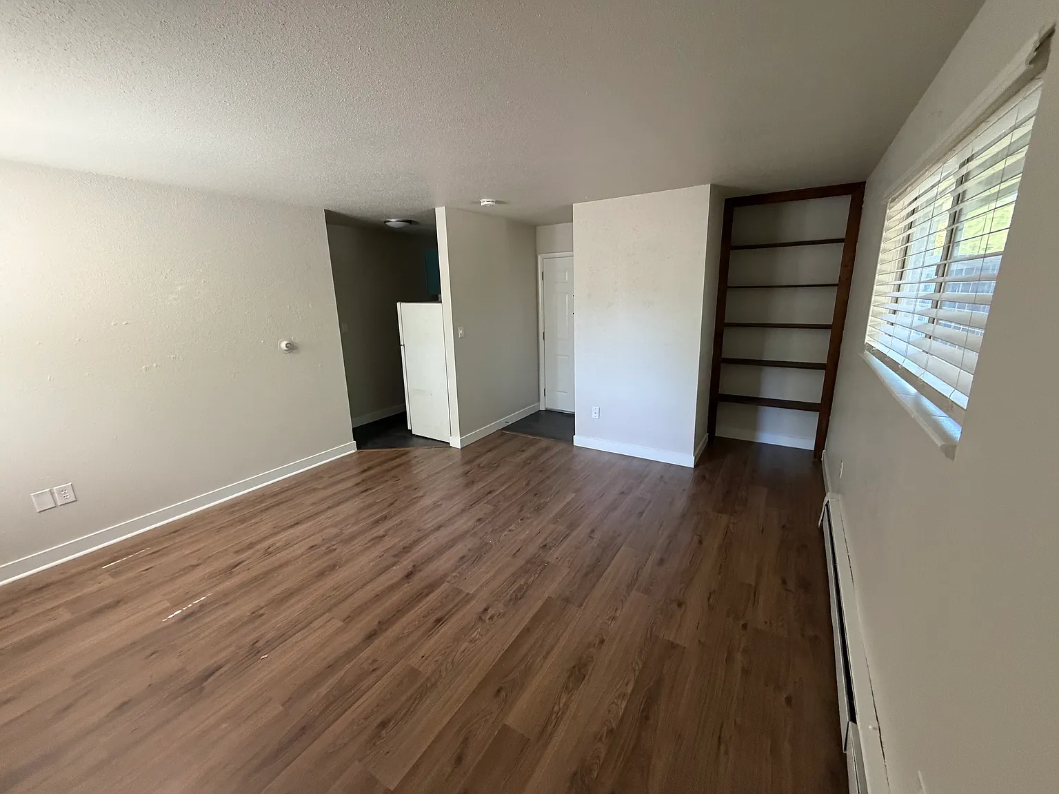 1 bed, 615 sqft, $1,200 — Photo 2